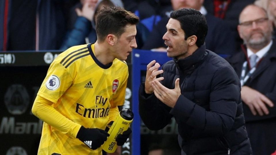 Mikel Arteta’dan Mesut Özil açıklaması