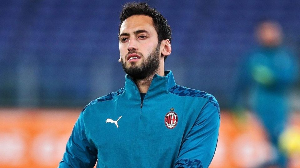 Hakan Çalhanoğlu Inter için sağlık kontrolünde